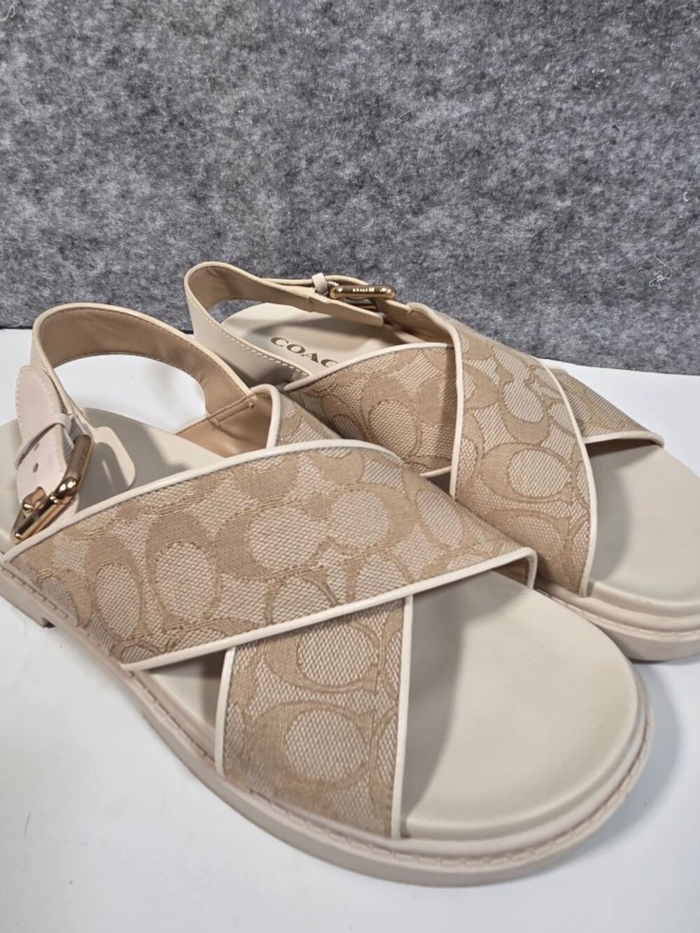 Coach Signature Sandals Women’s 8.5B Beige Logo Cross Strap Designer Shoes